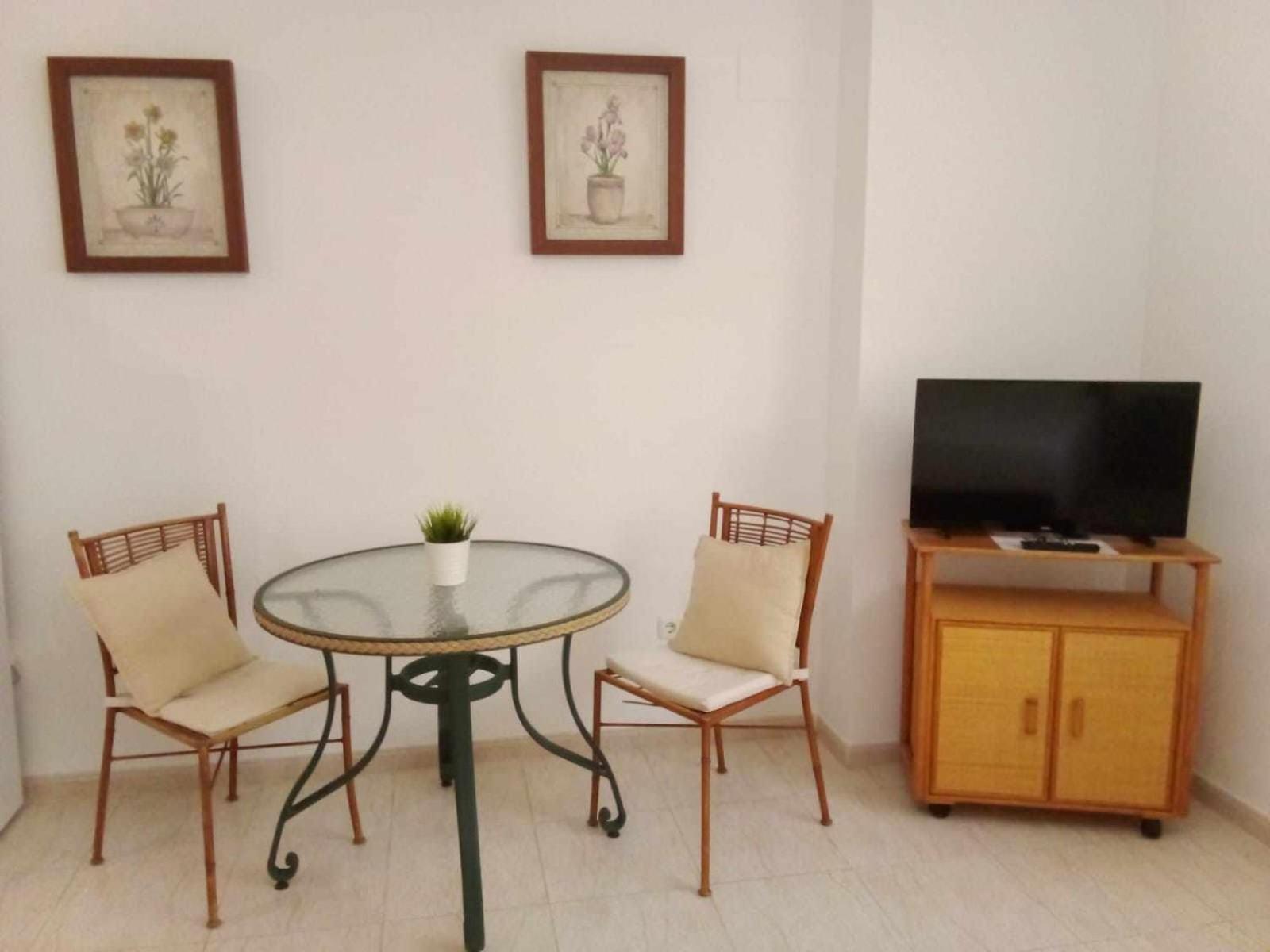 Coqueto Estudio En Calle Vela 베날마데나코스타 외부 사진