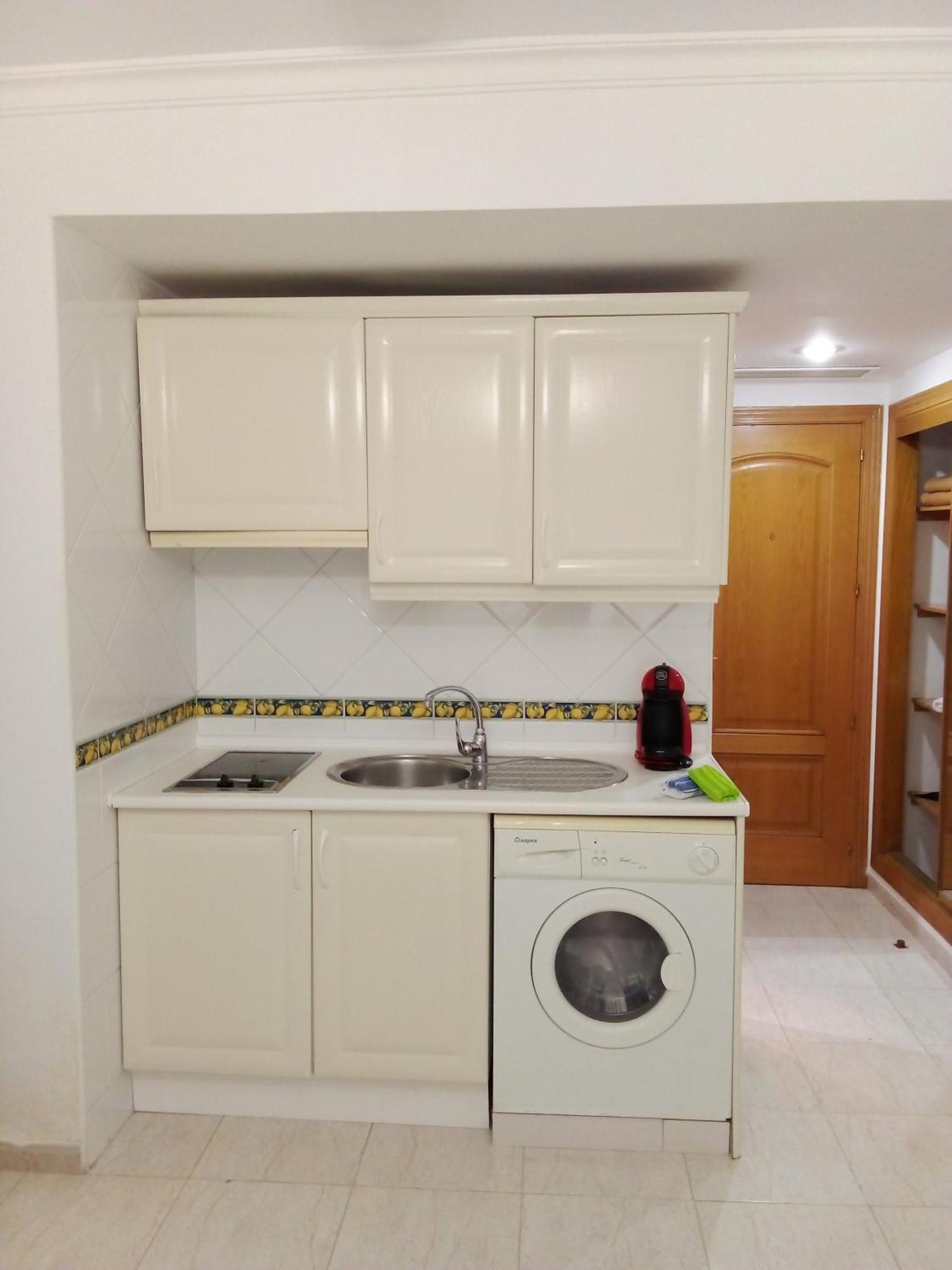 Coqueto Estudio En Calle Vela 베날마데나코스타 외부 사진