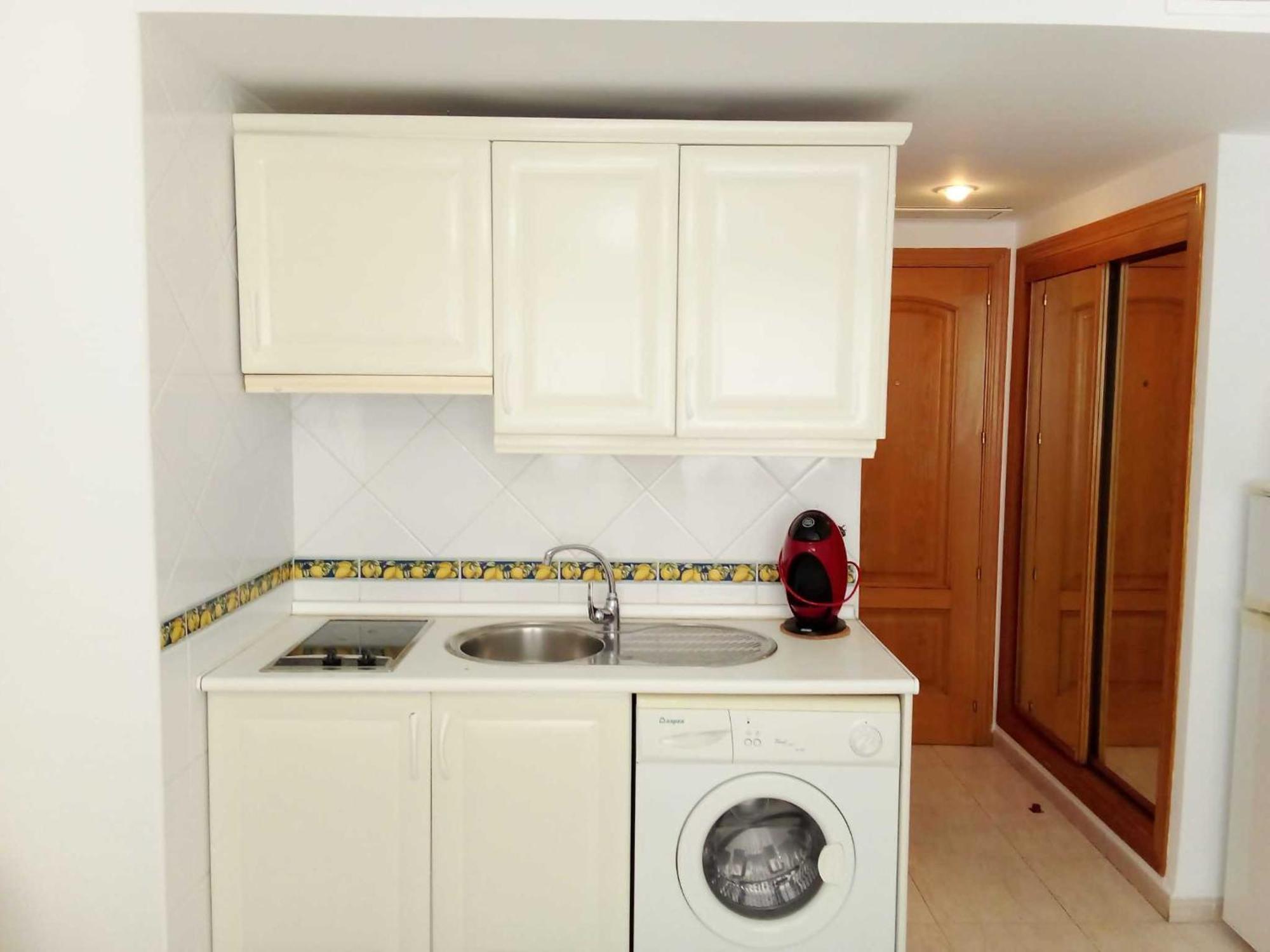 Coqueto Estudio En Calle Vela 베날마데나코스타 외부 사진