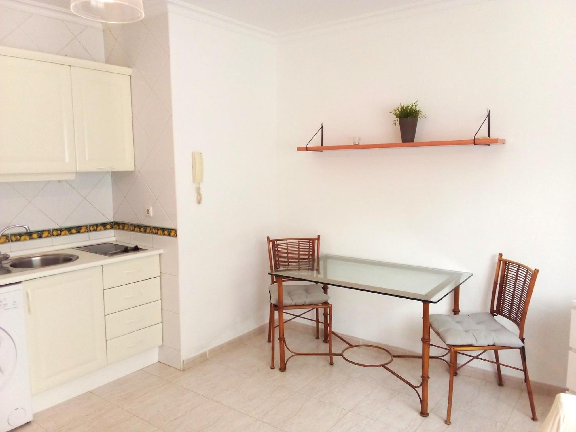 Coqueto Estudio En Calle Vela 베날마데나코스타 외부 사진